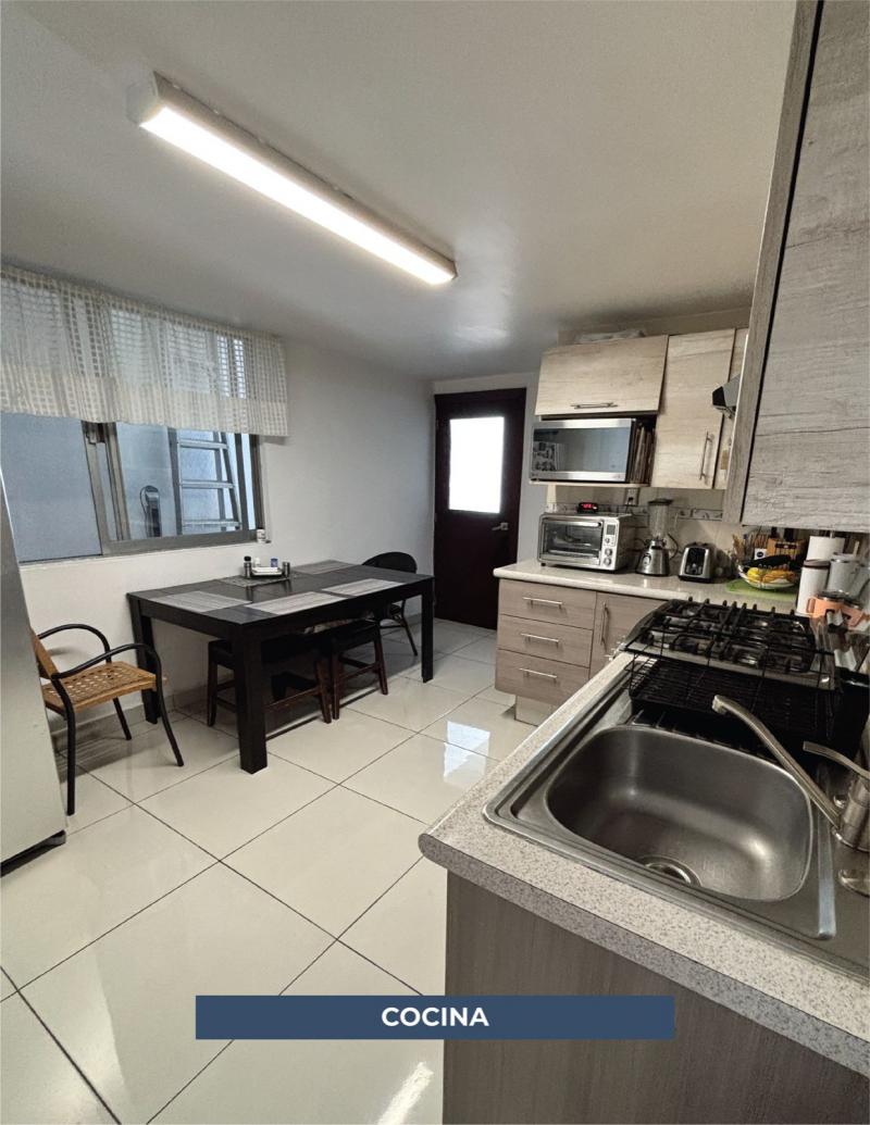 Venta de Casa en LOMAS 3a SECCION (2)