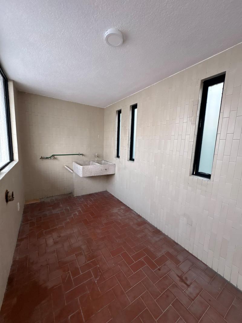 Venta de Casa en LOMAS 3a SECCION (24)