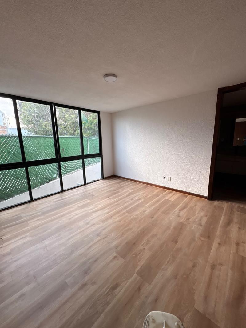 Venta de Casa en LOMAS 3a SECCION (26)