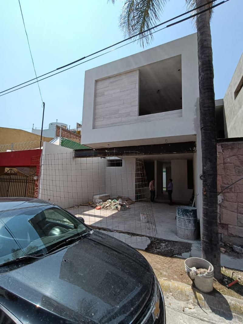 Venta de Casa en LOMA VERDE (8)