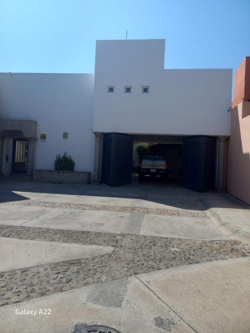 Venta de Casa en COLINAS DEL PARQUE (24)