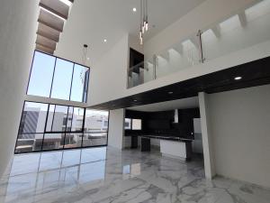 Venta de Casa en Orense