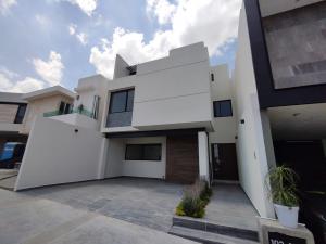 Venta de Casa en ALTO LAGO