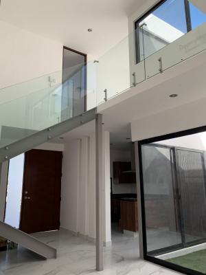 Venta de Casa en Privada Residencial CENNET