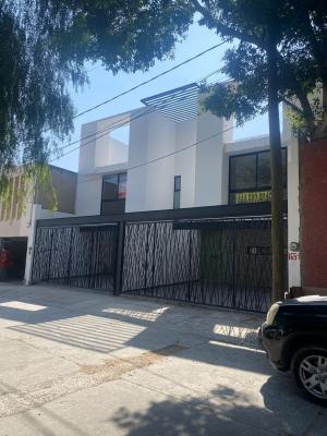 Venta de Casa en LOMAS 3a SECCION
