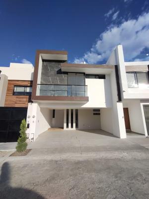 Venta de Casa en Fraccionamiento Villa Magna