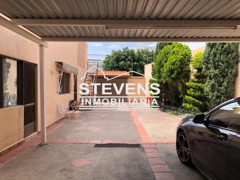 Venta de Casa  en San Luis Potosi en VIVEROS