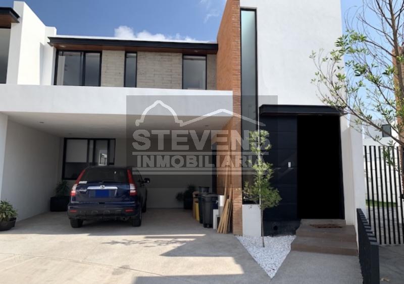 Venta de Casa  en San Luis Potosi en ALTO LAGO RESIDENCIAL