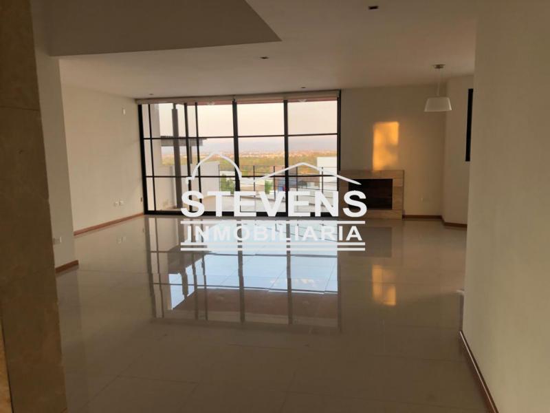 Renta de Casa  en San Luis Potosi en PRIVADA DEL PEDREGAL 2