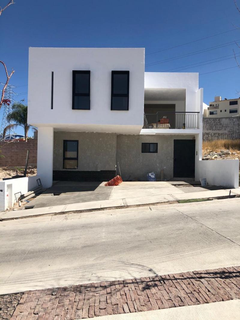 VENTA DE CASA EN VALLE TINTO QUERETARO. - HabitaForte Inmobiliaria