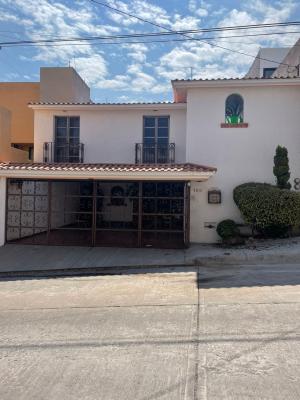 Venta de Casa en LOMAS 4a SECCION