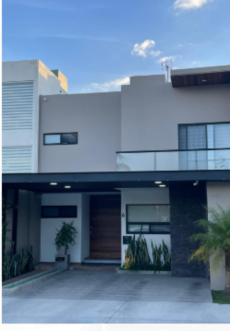 Venta de Casa  en  en CAÑADAS DEL LAGO CORREGIDORA QUERETARO