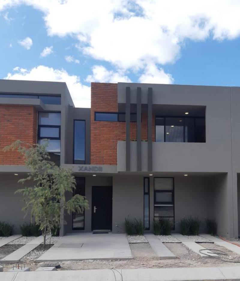 Venta de Casa  en QUERETARO en FRACCIONAMIENTO ZAKIA