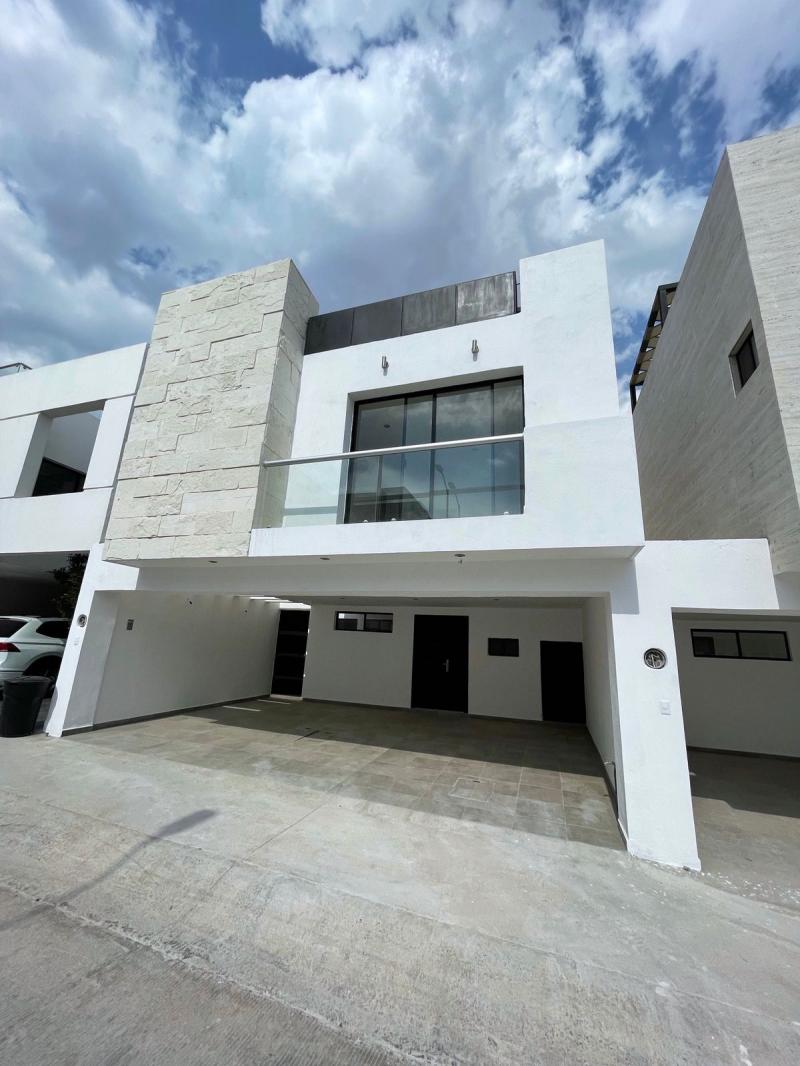 Venta de Casa  en  en CIMERA RESIDENCIAL