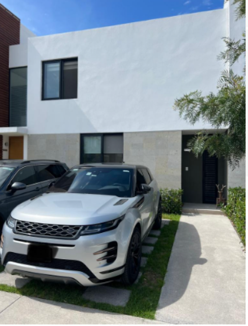 Venta de Casa  en QUERETARO en ALTOS JURIQUILLA