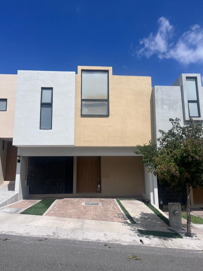 Venta de Casa  en QUERETARO en FRACC. ZIBATA