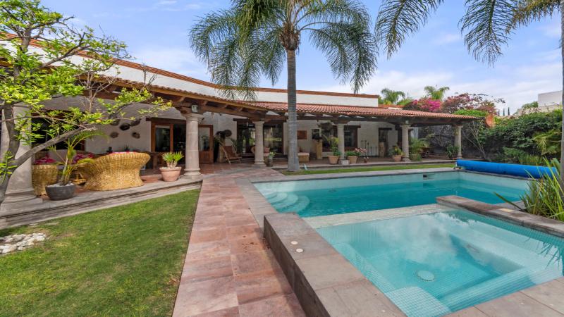 Venta de Casa  en QUERETARO en VILLAS DEL MESON JURIQUILLA