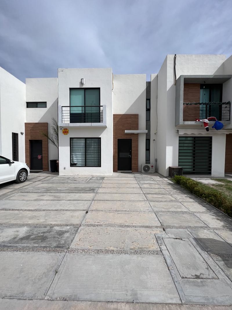 Venta de Casa  en SAN LUIS POTOSI en LOS LAGOS RESIDENCIAL