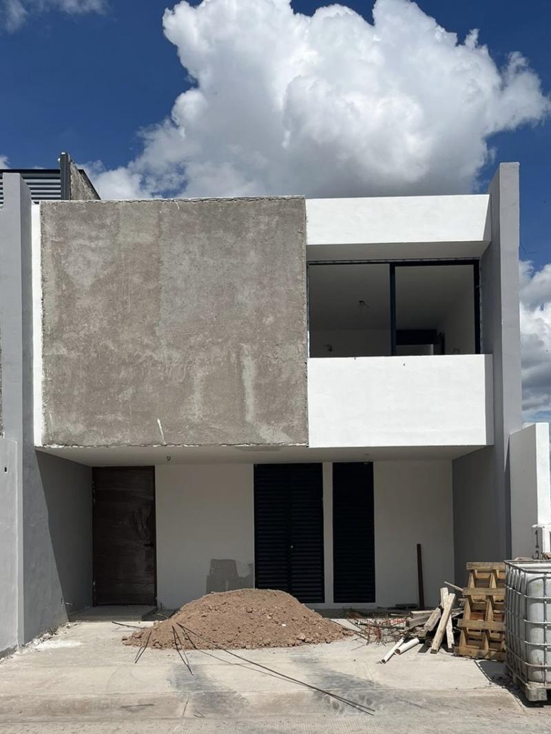 Venta de Casa  en  en PRIVADA ZIBARI (POZOS)