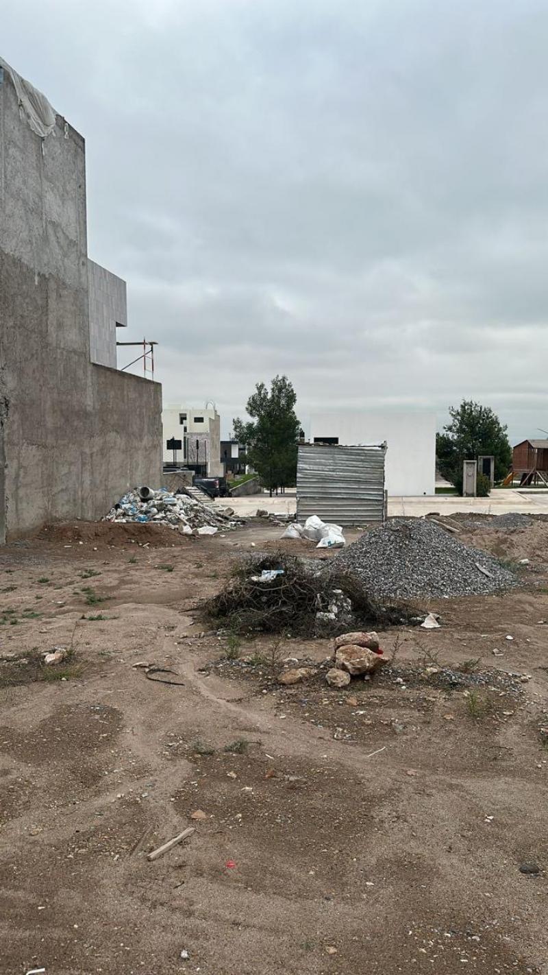 Venta de Terreno  en  en CENNET GRAND RESIDENCIAL