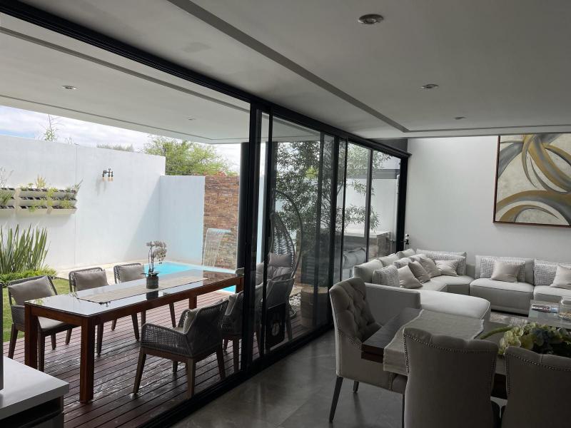 Venta de Casa  en QUERETARO en ALTOS LA VISTA RESIDENCIAL