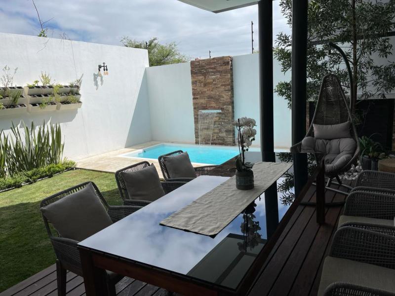 Venta de Casa  en QUERETARO en ALTOS LA VISTA RESIDENCIAL