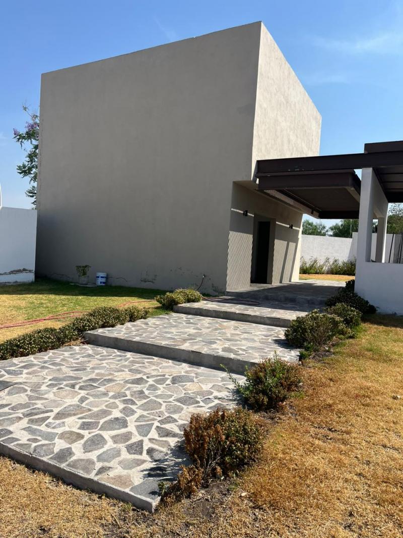 Venta de Casa  en QUERETARO en FRACCIONAMIENTO ZAKIA