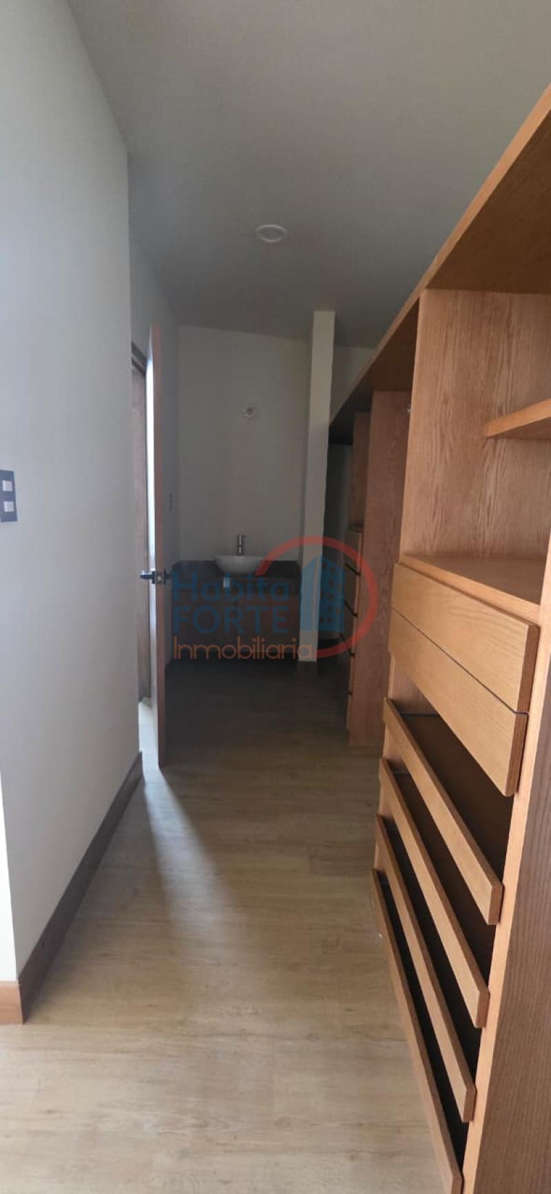 Venta de Casa en SAN LUIS POTOSI, LA LOMA DE GOLF