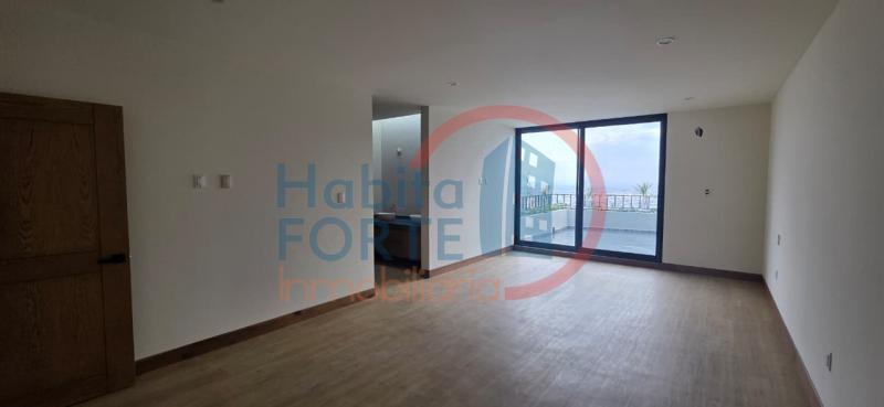 Venta de Casa en SAN LUIS POTOSI, LA LOMA DE GOLF