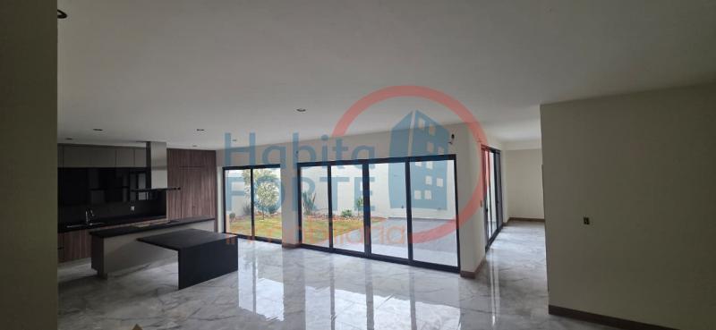 Venta de Casa en SAN LUIS POTOSI, LA LOMA DE GOLF