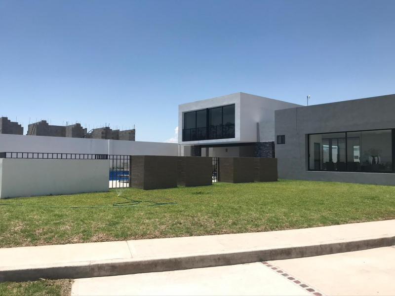 Venta de Casa  en SAN LUIS POTOSI en LOS LAGOS RESIDENCIAL