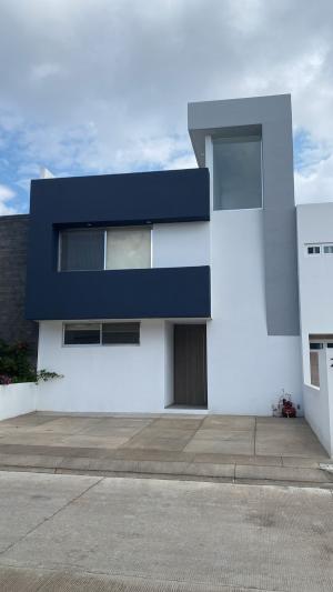 Venta de Casa en ALTOS JURIQUILLA