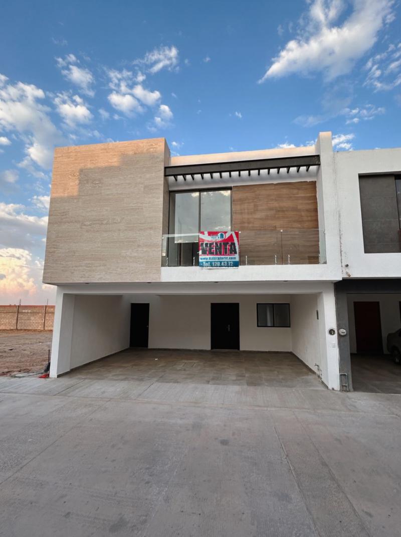 Venta de Casa  en  en CIMERA RESIDENCIAL