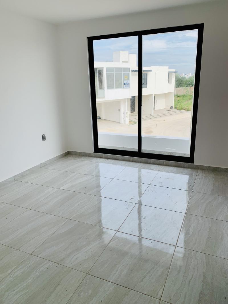 Venta de Casa  en  en PRIVADA ZIBARI (POZOS)