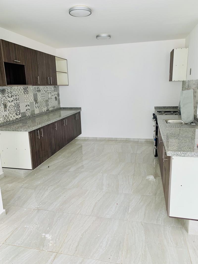 Venta de Casa  en  en PRIVADA ZIBARI (POZOS)