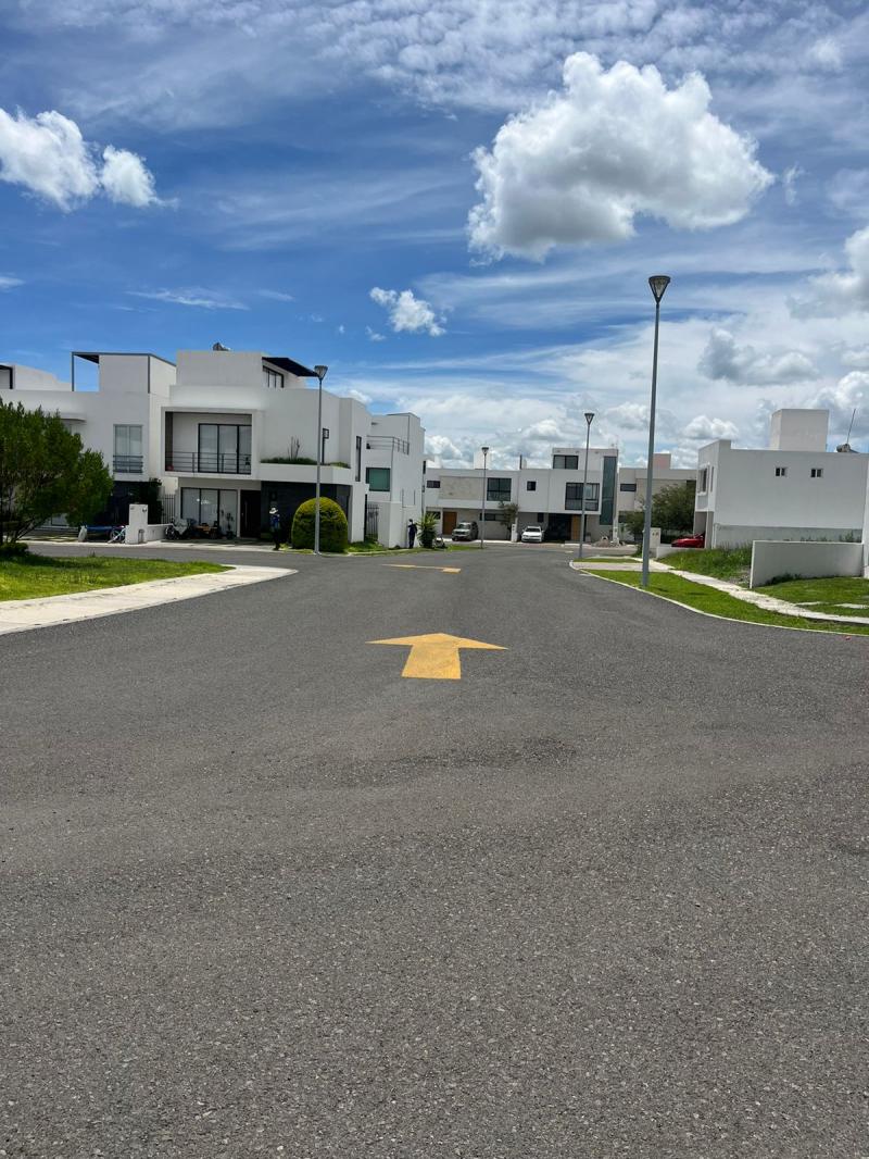 Venta de Terreno  en QUERETARO en SAN ISIDRO JURIQUILLA