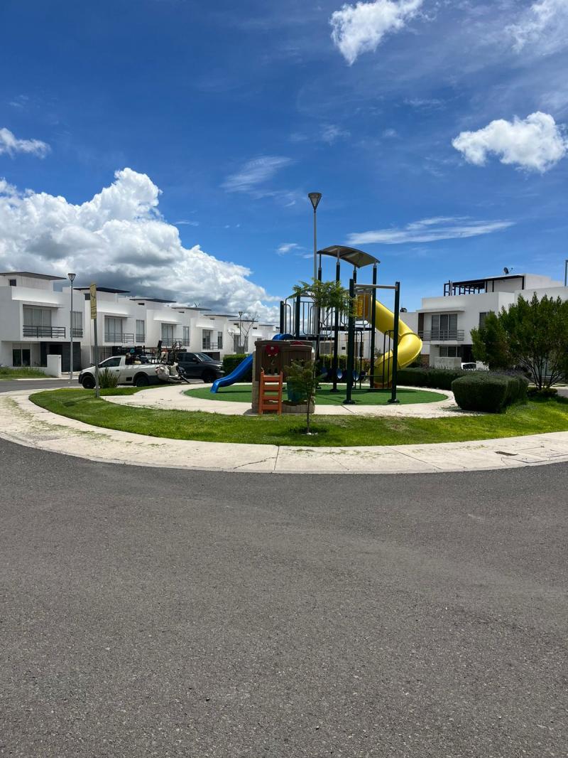 Venta de Terreno  en QUERETARO en SAN ISIDRO JURIQUILLA