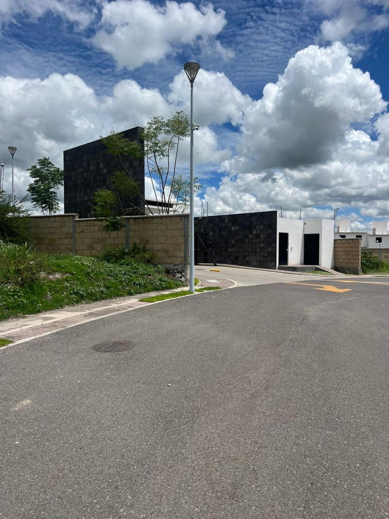 Venta de Terreno  en QUERETARO en SAN ISIDRO JURIQUILLA