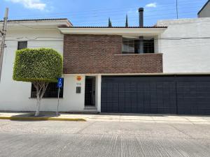 Venta de Casa en COL. JARDIN