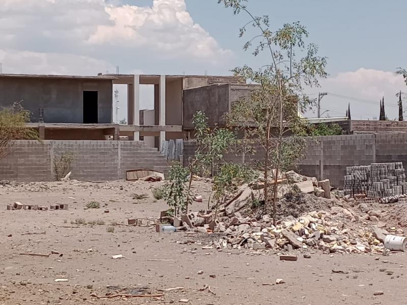 Renta de Terreno  en  en POZOS..