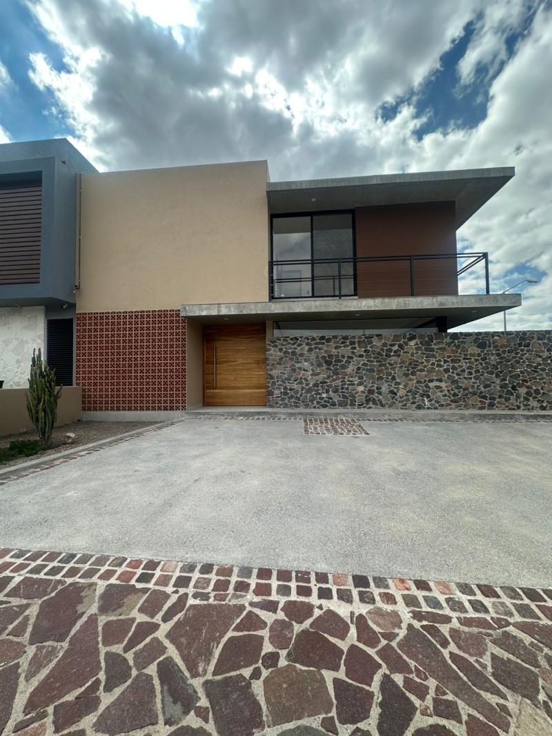 Venta de Casa  en QUERETARO en ALTOZANO