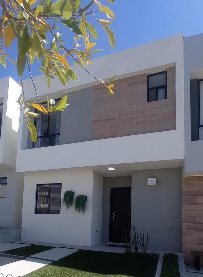 Venta de Casa  en QUERETARO en FRACCIONAMIENTO ZAKIA