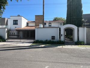 Venta de Casa en VILLAS DEL MESON JURIQUILLA