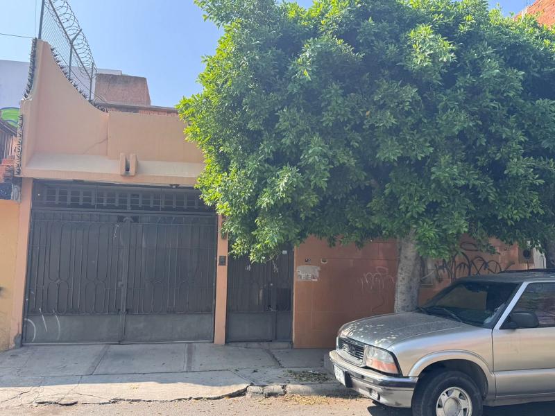 Venta de Casa  en  en MINEROS FANNAYER (PROL. MUÑOZ)