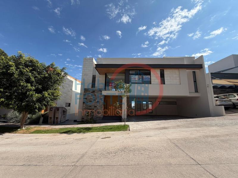 Venta de Casa en , FRACCIONAMIENTO SIERRAZUL