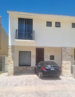 Renta de Casa en HACIENDA VALBUENA