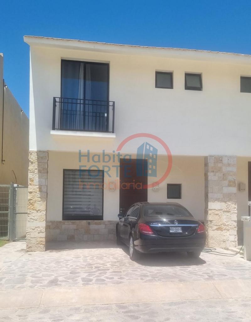 Renta de Casa  en  en HACIENDA VALBUENA