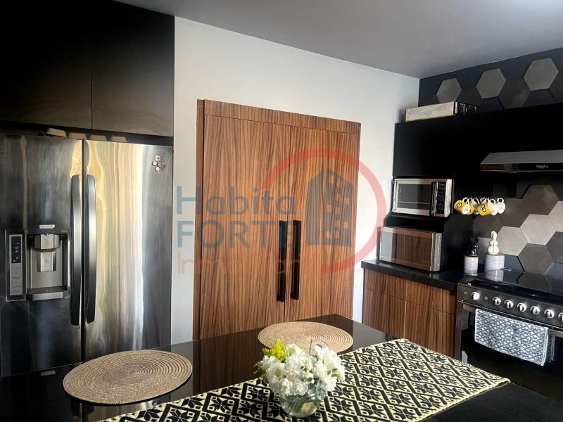 Renta de Casa  en  en CUMBRES DEL LAGO JURIQUILLA