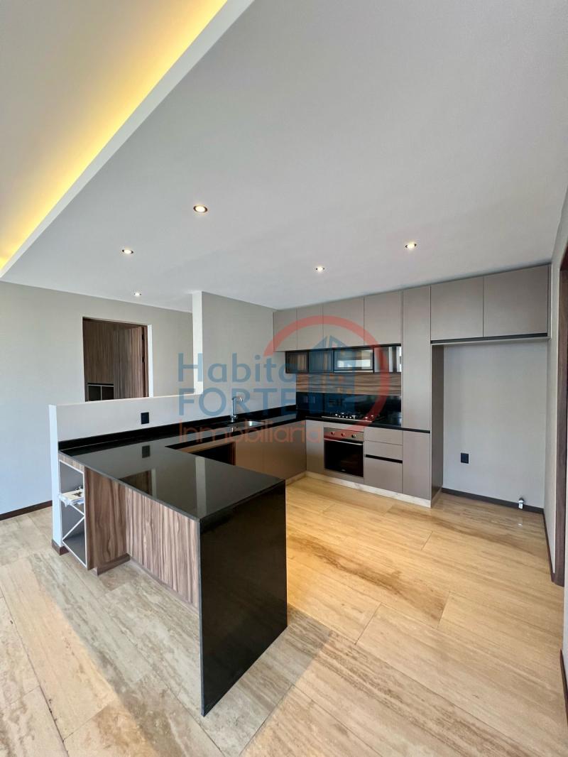 Venta de Departamento  en  en LOMAS DEL CAMPANARIO NORTE