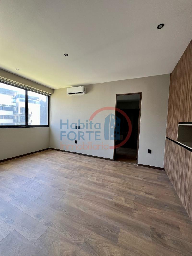 Venta de Departamento  en  en LOMAS DEL CAMPANARIO NORTE